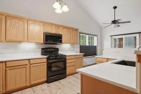 Kitchen - 1676 Overlook Dr, Dixon, IL 61021 photo 1 of 2
