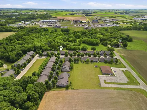 View/Area - 1676 Overlook Dr, Dixon, IL 61021 photo 3 of 4
