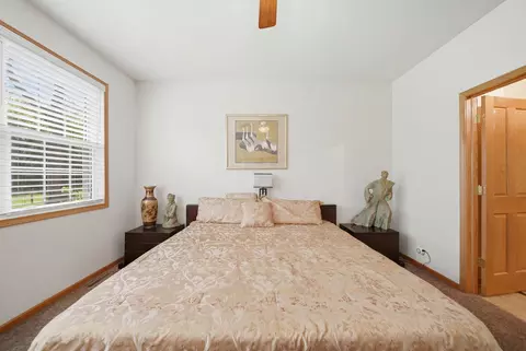 Bedroom - 1676 Overlook Dr, Dixon, IL 61021 photo 1 of 4