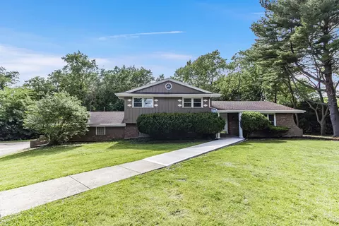 1034 Pine Ave, Olympia Fields, IL 60461