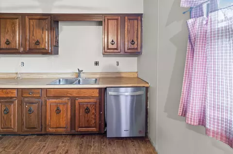 Kitchen - 6 Edgebrook St, Centralia, IL 62801 photo 2 of 3