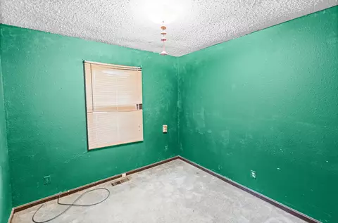 Bedroom - 6 Edgebrook St, Centralia, IL 62801 photo 1 of 6