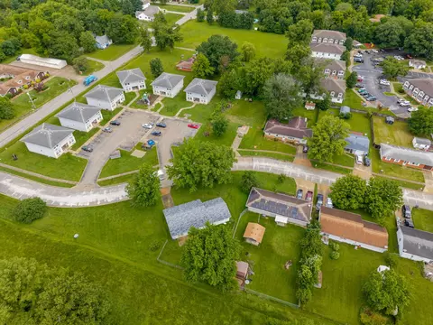 View/Area - 6 Edgebrook St, Centralia, IL 62801 photo 6 of 6