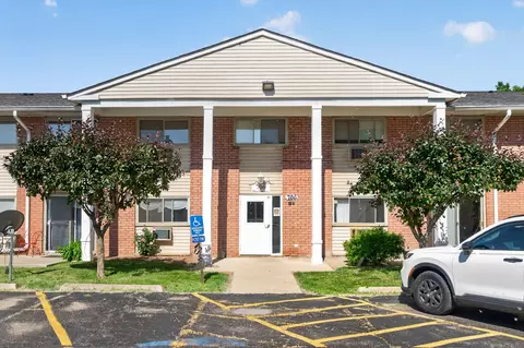 706 Marilyn Ave #204, Glendale Heights, IL 60139