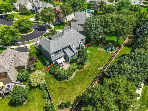 View/Area - 2471 Warwick Ct, Aurora, IL 60503 photo 2 of 5
