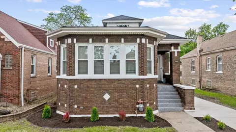 8525 S Hermitage Ave, Chicago, IL 60620