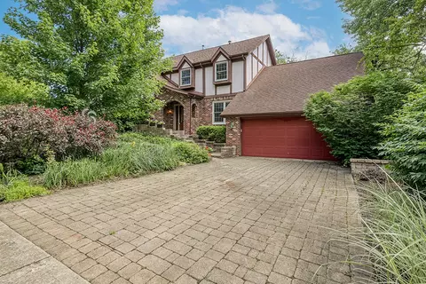 912 Valencia Dr, Shorewood, IL 60404