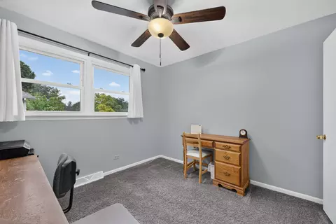 517 W North St, Itasca, IL 60143 photo 4