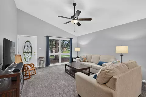 517 W North St, Itasca, IL 60143 photo 10
