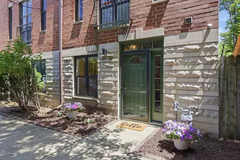 1816 N Spaulding Ave #1, Chicago, IL 60647