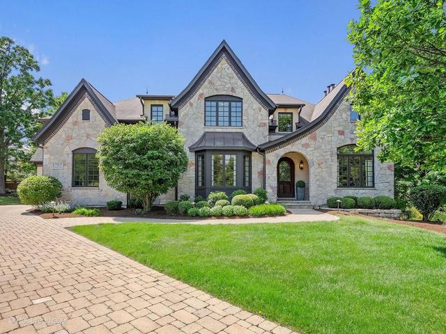 1757 Banchory Ct, Downers Grove, IL 60515