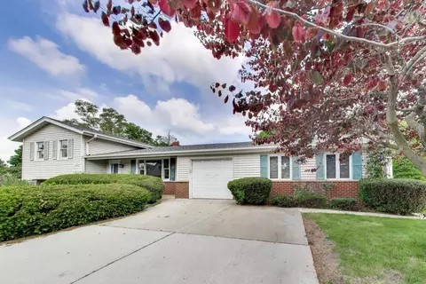 5455 S Catherine Ave, Countryside, IL 60525