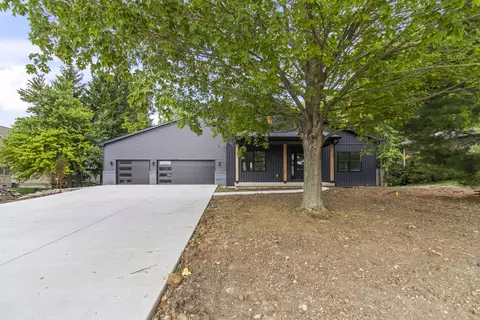 Exterior - 1417 N Linden St, Normal, IL 61761 photo 8 of 9