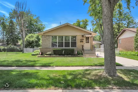 244 Lynn Ln, Chicago Heights, IL 60411