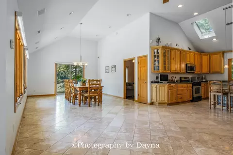 Dining - 2640 E 3660 South Rd, Kankakee, IL 60901 photo 2 of 2