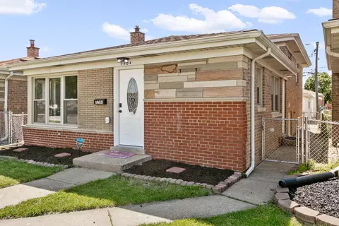7704 Mcvicker Ave, Burbank, IL 60459