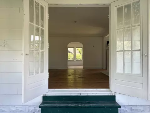 Entry Way - 1561 N Gary Ave, Wheaton, IL 60187 photo 2 of 2