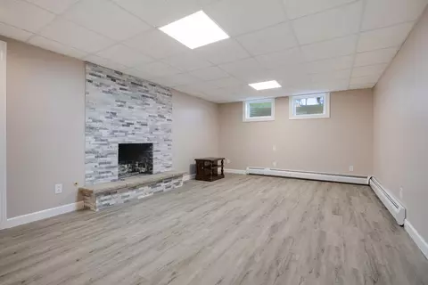 Other - 810 N Allen Ave, Mchenry, IL 60050 photo 3 of 6