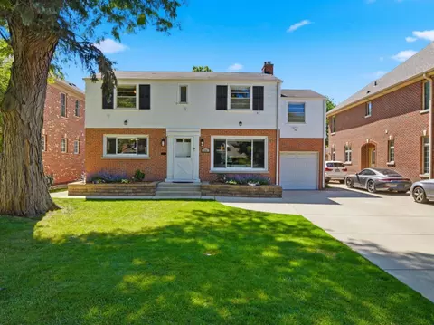 204 S Home Ave, Park Ridge, IL 60068