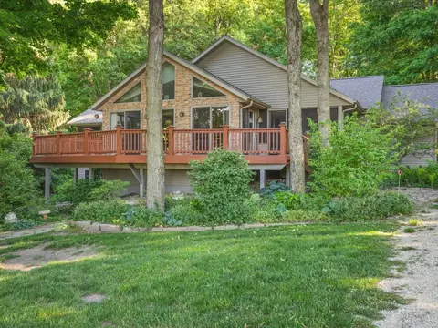 1856 Dorchester Ct, Davis, IL 61019