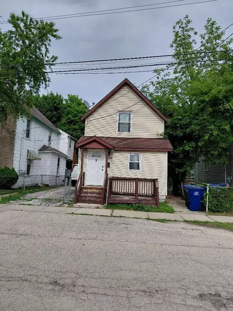 235 S West St, Waukegan, IL 60085