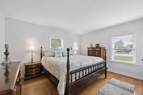 Bedroom - 803 E Harrison Ave, Wheaton, IL 60187 photo 2 of 3