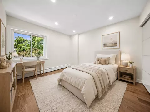Bedroom - 244 E Bailey Rd #M, Naperville, IL 60565 photo 2 of 5