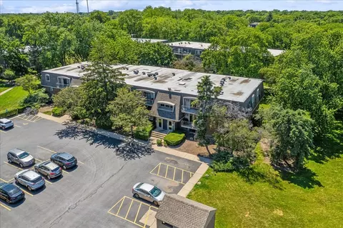 Other - 244 E Bailey Rd #M, Naperville, IL 60565 photo 4 of 4