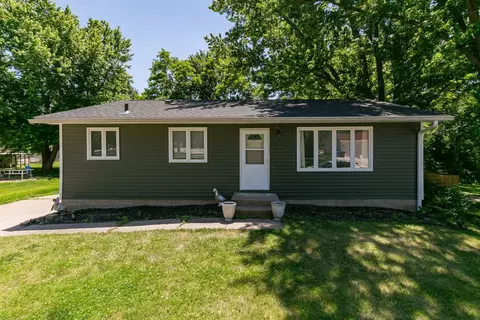 226 33rd Ave, Moline, IL 61265