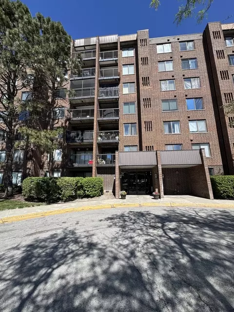400 Park Ave #512, Calumet City, IL 60409