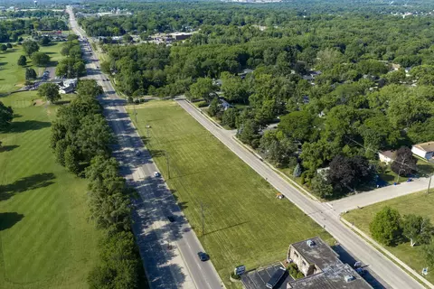 lot16 Ravine Ln, Carpentersville, IL 60110