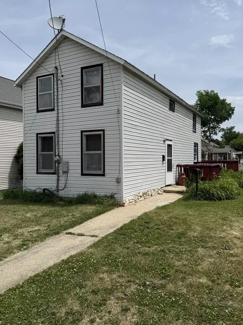 404 S Congress Ave, Polo, IL 61064