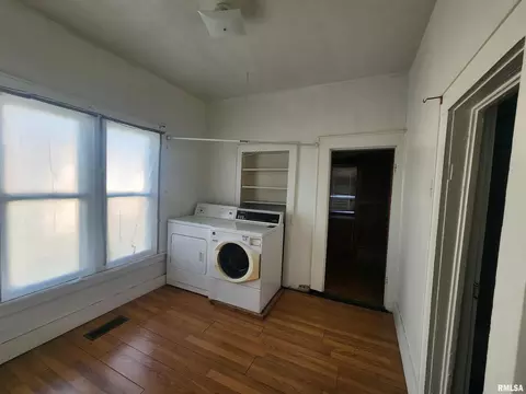 Other - 202 N Victor St, Christopher, IL 62822 photo 6 of 10