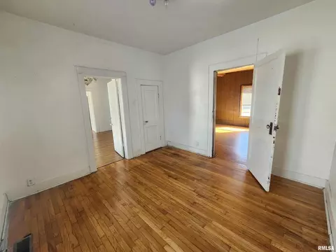 Other - 202 N Victor St, Christopher, IL 62822 photo 5 of 10