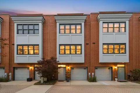 5844 N Hermitage Ave #D, Chicago, IL 60660