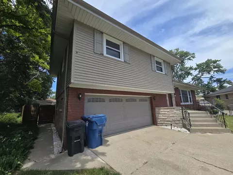 Exterior - 309 Streamside Dr, Harvey, IL 60426 photo 2 of 3