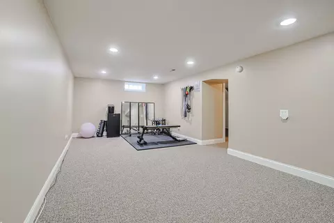 Other - 3910 Eagle Ln, Rolling Meadows, IL 60008 photo 8 of 9