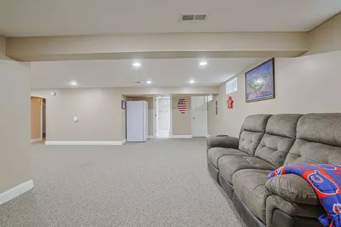 Other - 3910 Eagle Ln, Rolling Meadows, IL 60008 photo 7 of 9
