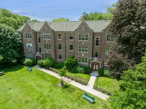 1210 Central St #3N, Evanston, IL 60201