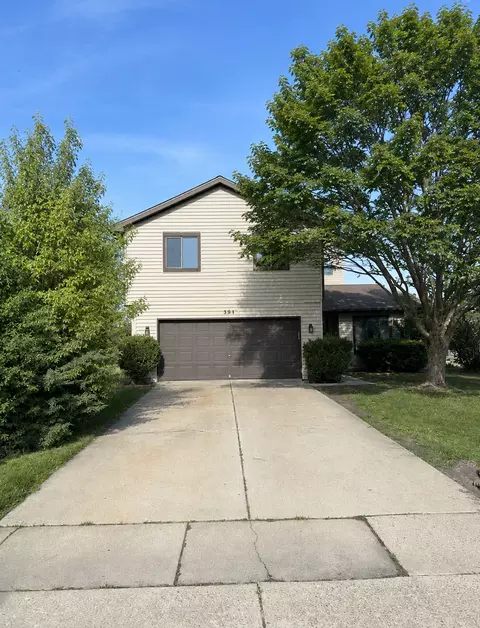 983 Valleyview Dr, Bartlett, IL 60103