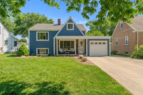 492 W Avery St, Elmhurst, IL 60126
