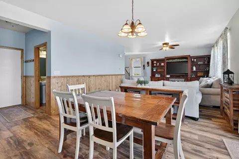 Dining - 905 Avalon Way, Minooka, IL 60447 photo 1 of 3