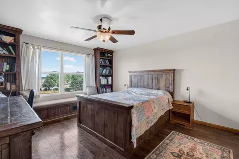 Bedroom - 905 Avalon Way, Minooka, IL 60447 photo 1 of 6