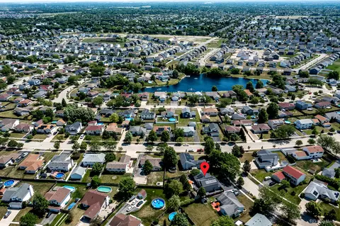 View/Area - 1915 Winger Dr, Plainfield, IL 60586 photo 3 of 4