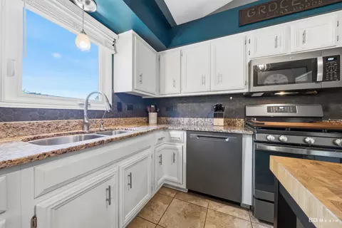Kitchen - 1915 Winger Dr, Plainfield, IL 60586 photo 2 of 4