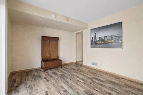 Living - 814 Symphony Dr, Aurora, IL 60504 photo 2 of 2