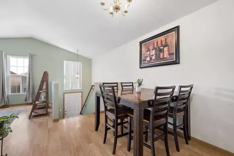 Dining - 814 Symphony Dr, Aurora, IL 60504 photo 1 of 2