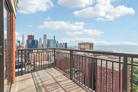 View/Area - 41 E 8th St #3301, Chicago, IL 60605 photo 2 of 2