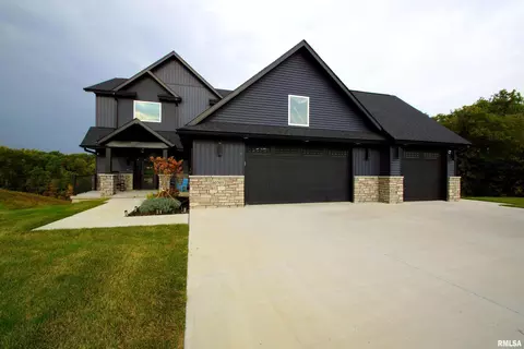 10703 52nd Street Ct W, Milan, IL 61264