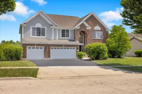 5 Covington Ct, Algonquin, IL 60102